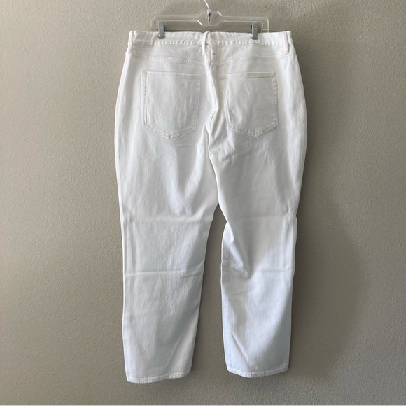 BNWT Good American WHITE Straight Leg Jeans Size 18 - Picture 11 of 15